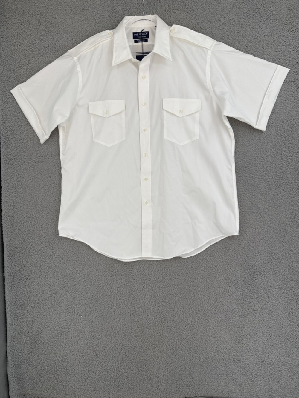 Van Heusen The Aviator Mens 17 1/2 short sleeve Classic White Button-Up Shirt